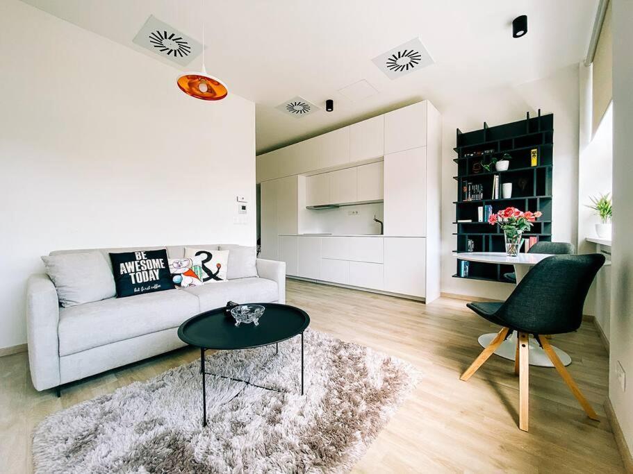 New Studio In Quiet Part Of The City Center Bratislava Exteriér fotografie