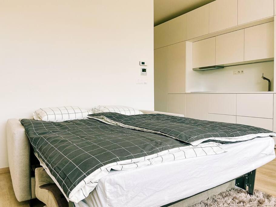 New Studio In Quiet Part Of The City Center Bratislava Exteriér fotografie
